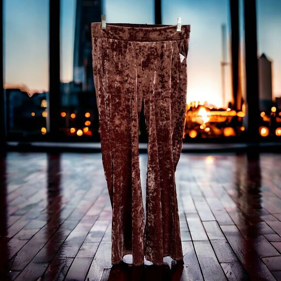 Torrid Womens Pants Sz 1 1X 14 16 Full Length Crushed Velvet Pocket Flare Brown - Picture 3 of 7